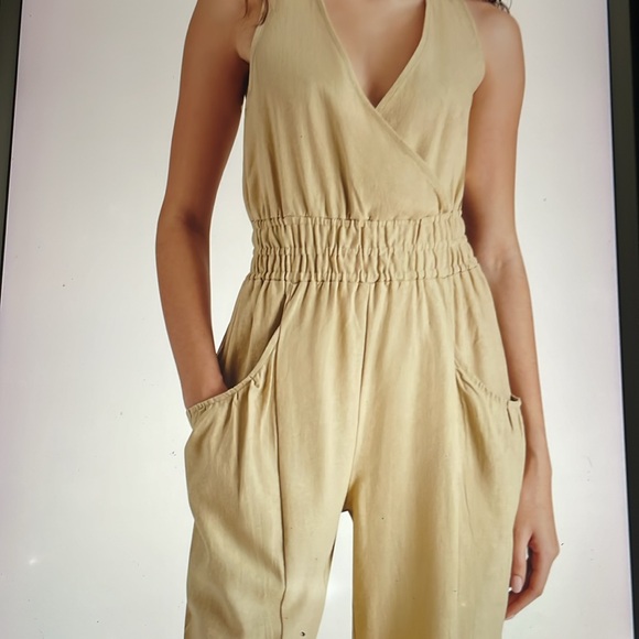 NWT STEVE MADDEN SLEEVELESS LINEN BLEND JUMPSUIT - Picture 2 of 9